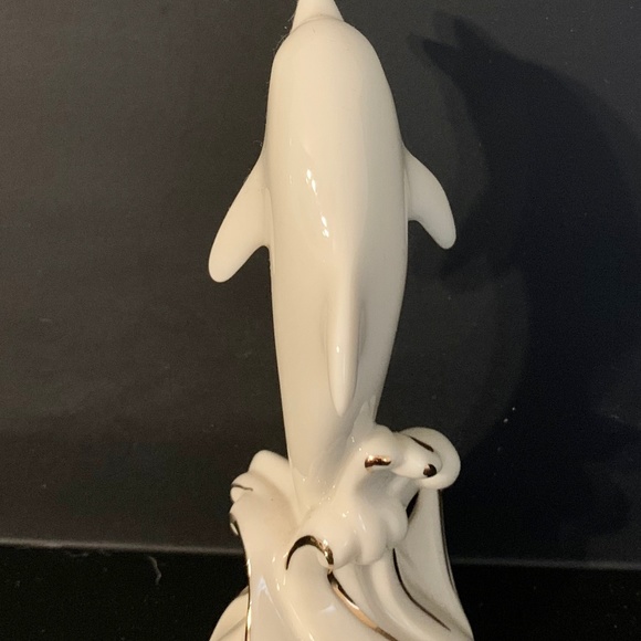 Lenox 4" Dolphin - Head Up - Jumping Out of Water - Gold Trim - Picture 4 of 5
